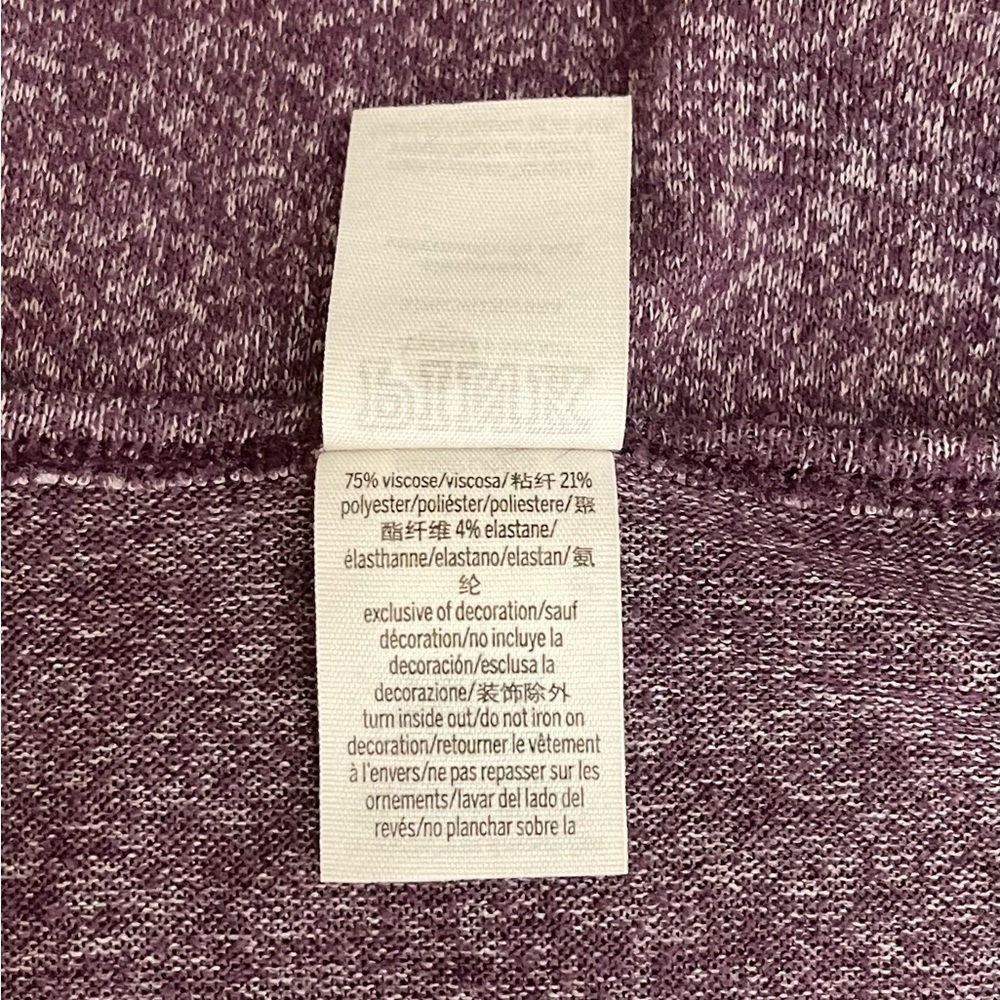 ✅SOLD-PINK Victorias Secret | Pajama Top Luscious Plum Silver Dog Logo Shirt - Picture 8 of 8